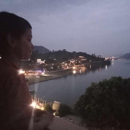 Gautam Garden Guest House Pokhara Esterno foto