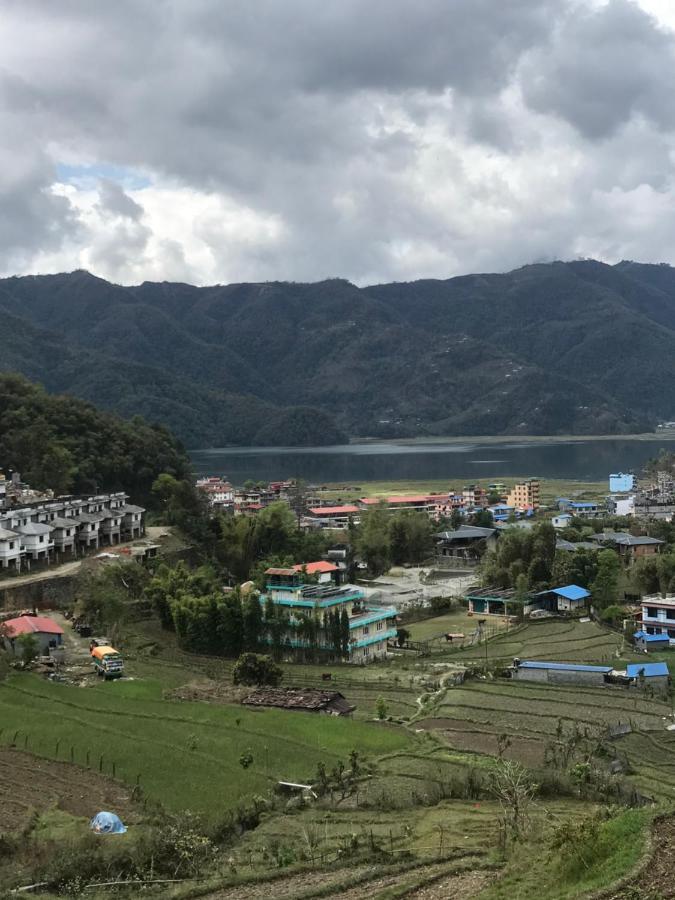 Gautam Garden Guest House Pokhara Esterno foto