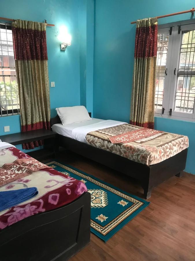 Gautam Garden Guest House Pokhara Esterno foto