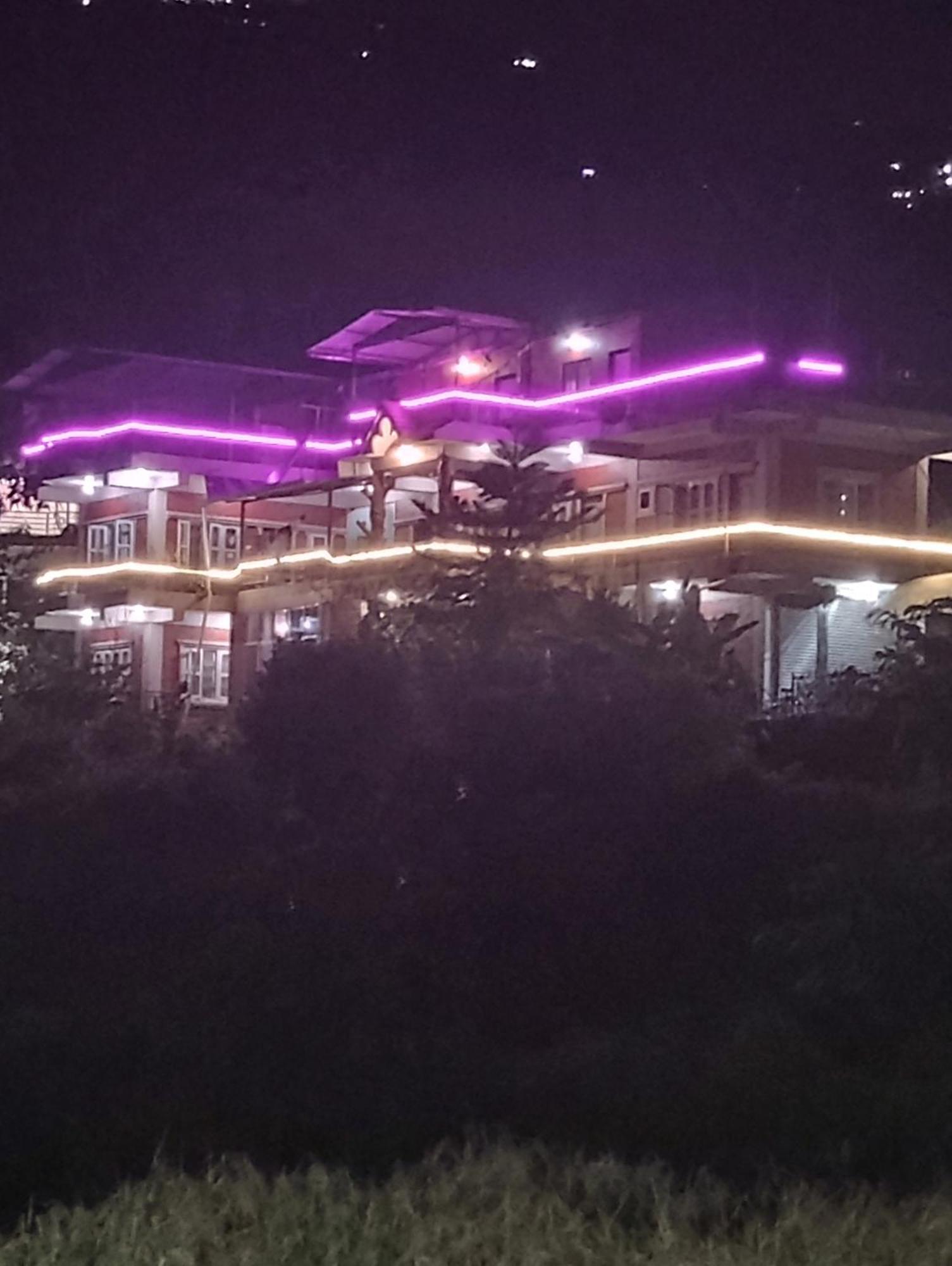 Gautam Garden Guest House Pokhara Esterno foto