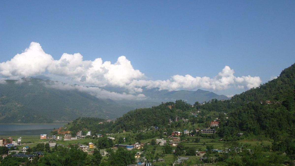 Gautam Garden Guest House Pokhara Esterno foto